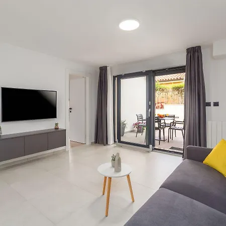 Elegantes Im Villenviertel Nur 10 Minuten Zum Apartment