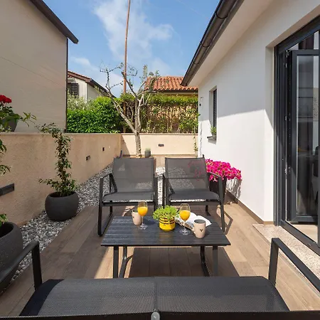 Elegantes Im Villenviertel Nur 10 Minuten Zum Apartment Porec